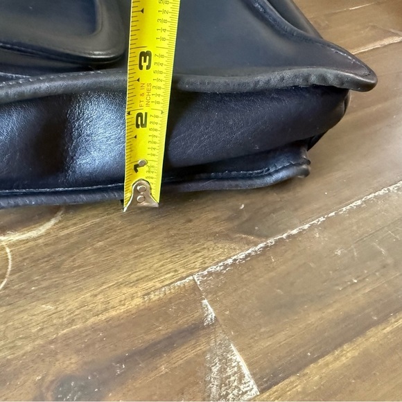 Coach Black Leather Satchel Briefcase. - Picture 13 of 16